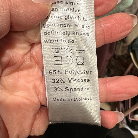 Julia Allert Button-Up Midi Dress in soft coral - Picture 7 of 7